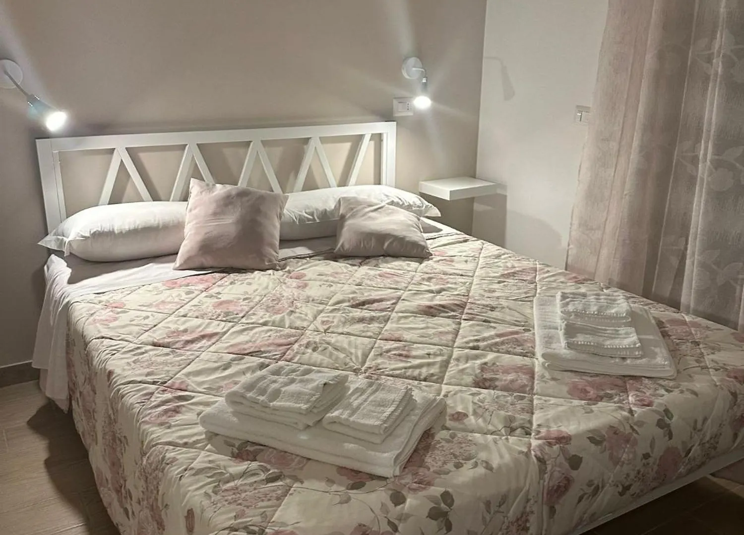 B&B Zelia Napoli 나폴리